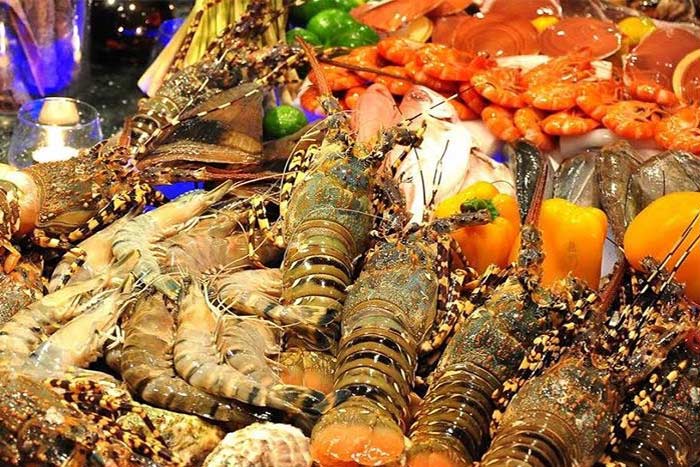 visit da nang in 1 or 2 days seafood